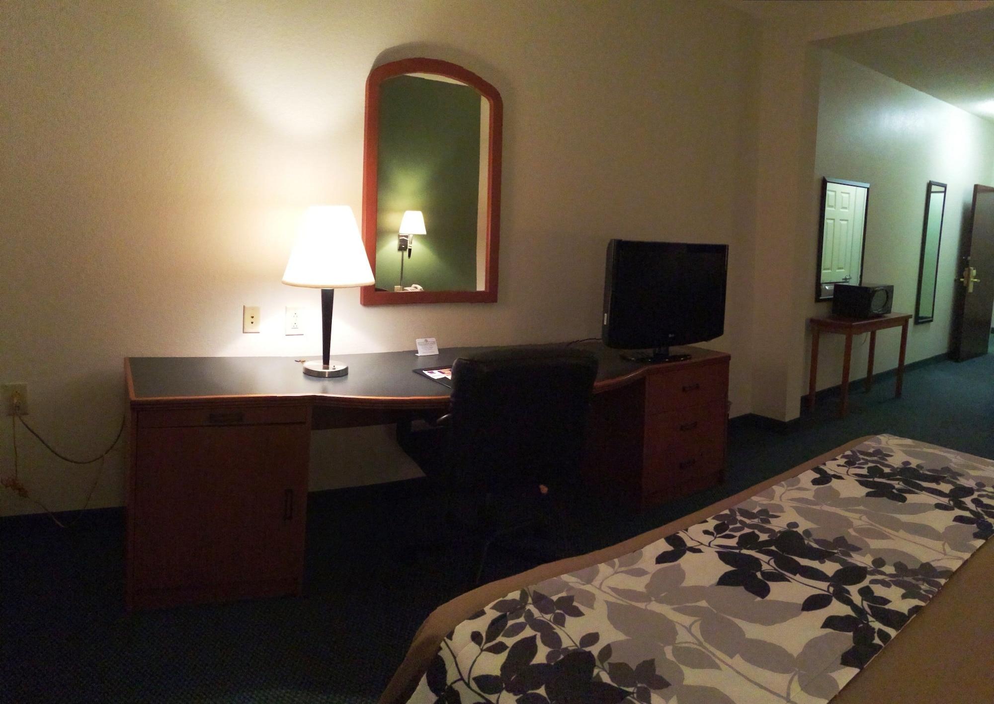 Sleep Inn & Suites Danville Hwy 58 Zewnętrze zdjęcie