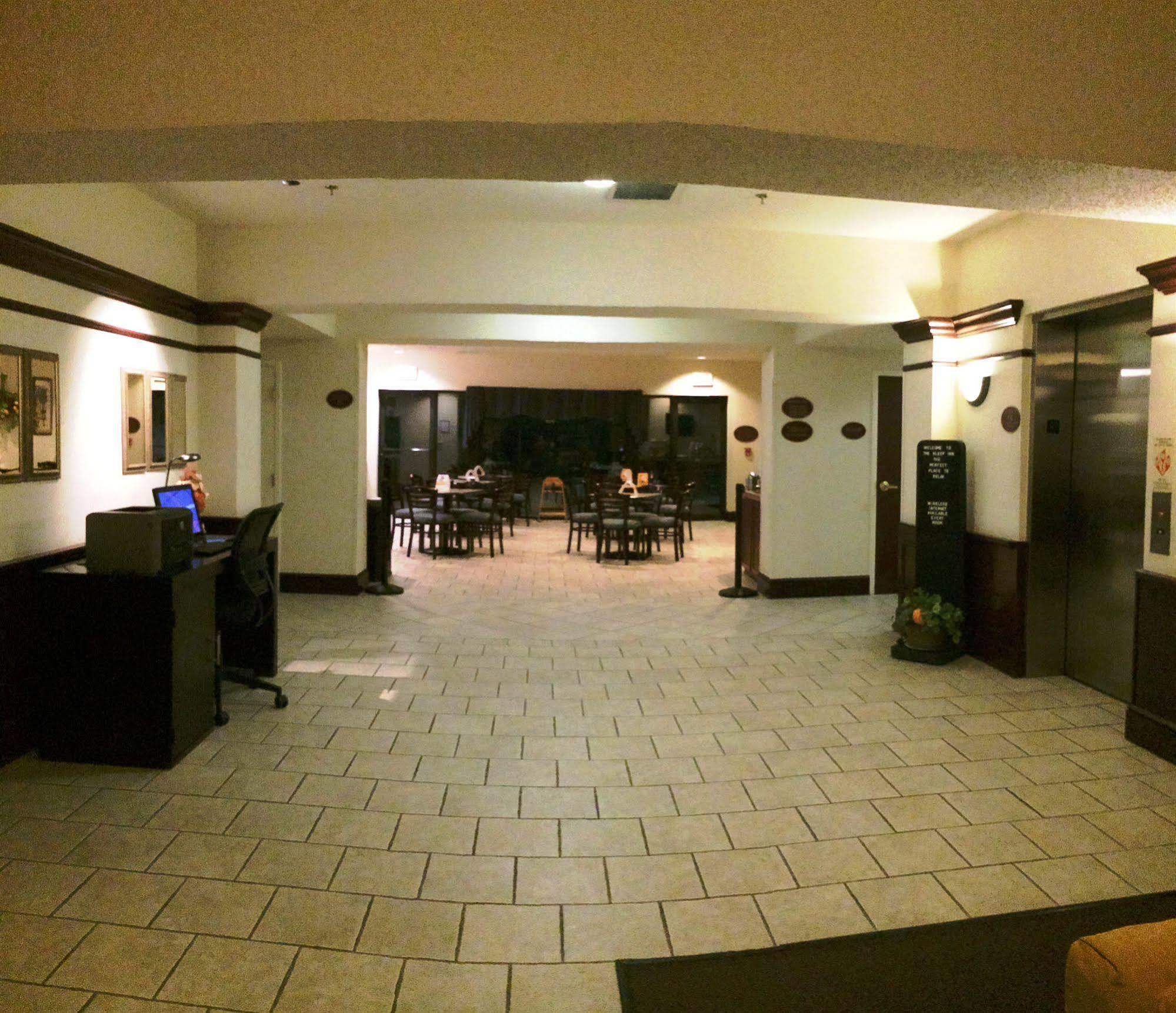 Sleep Inn & Suites Danville Hwy 58 Zewnętrze zdjęcie